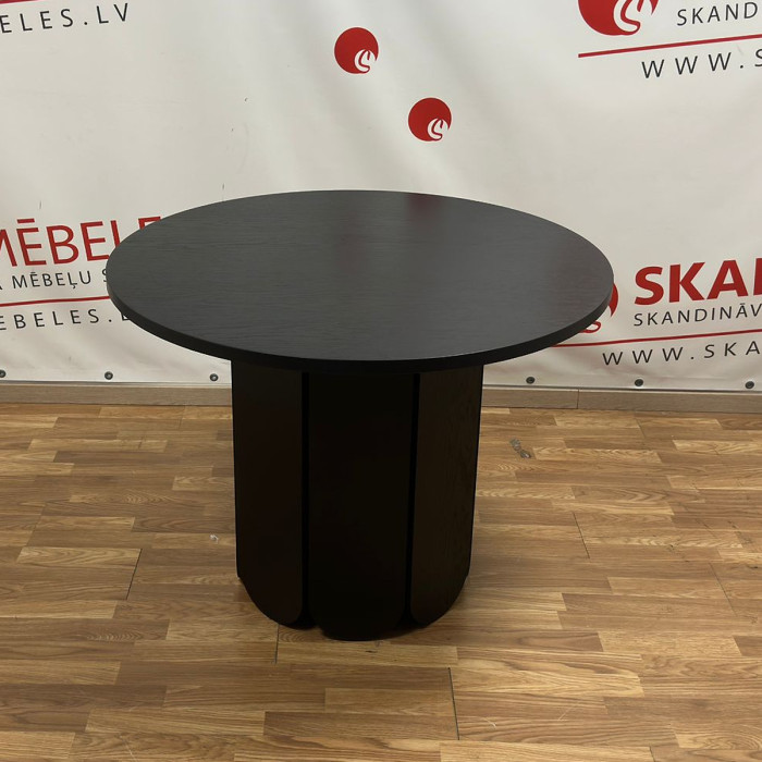 SOFT dining table (Exhibition) SOFT dining table (Exhibition)
